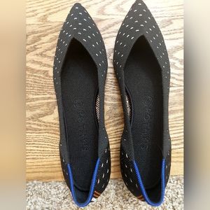 **FREE SHIPPING**  BNIB Rothy's Ivory Dot Points